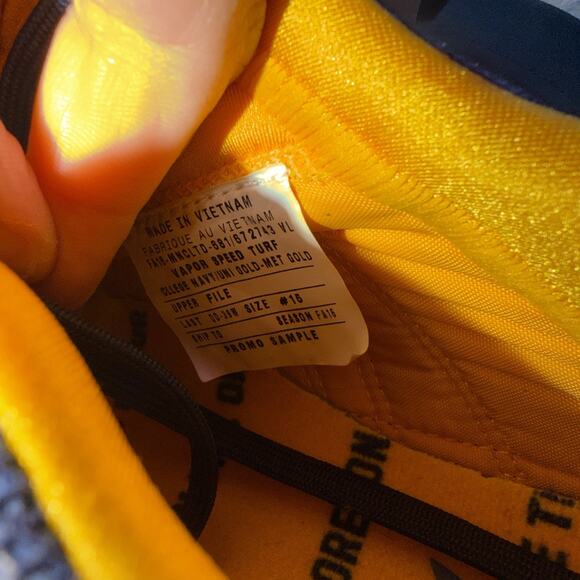 Size 15 - Nike Vapor Speed Turf PE Oregon Ducks Promo Sample main image 4
